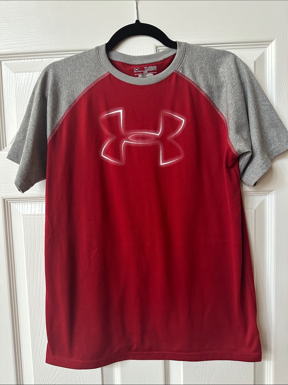 Under Armour Short Sleeve Shirt Red Gray